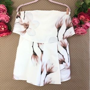 L’Atiste Floral Romper - NWT